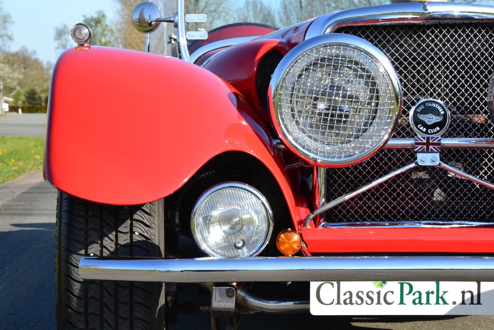 Classic Park Cars | Panther J72